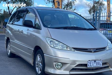 Gold 2004 Toyota Estima Wagon Aeras