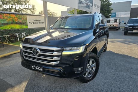 Black 2022 Toyota Landcruiser Wagon Lc300 Vx (4X4)