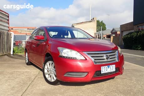 Red 2013 Nissan Pulsar Sedan St