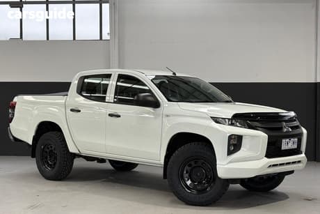 White 2020 Mitsubishi Triton Double Cab Pick Up Glx (4X4)