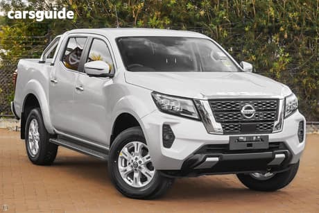 Silver 2025 Nissan Navara Dual Cab Pick-up St (4X4)