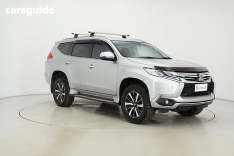 Silver 2018 Mitsubishi Pajero Sport Wagon Exceed (4X4) 7 Seat