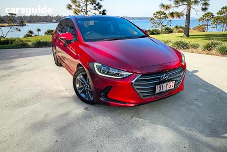Red 2018 Hyundai Elantra Sedan Elite 2.0 Mpi