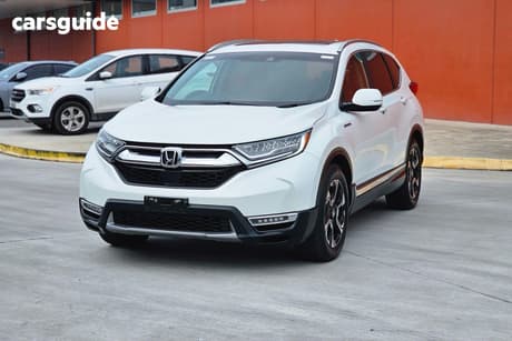 White 2019 Honda CRV SUV 5 SEATER