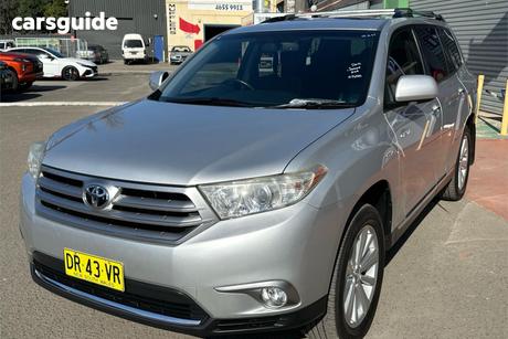 Silver 2013 Toyota Kluger Wagon Grande (4X4)