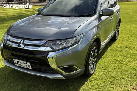 2018 Mitsubishi Outlander Wagon Es 7 Seat (2Wd)