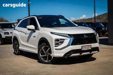 White 2022 Mitsubishi Eclipse Cross Wagon Exceed Phev