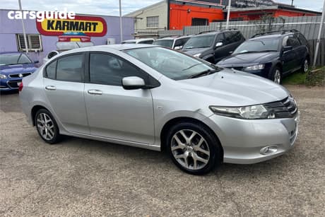 Silver 2009 Honda City Sedan Vti-L