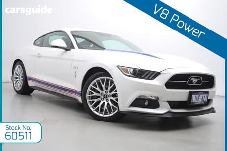 White 2017 Ford Mustang Coupe Fastback Gt 5.0 V8