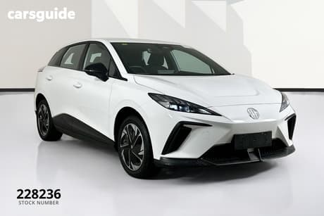 White 2023 MG MG4 Hatchback Excite 51