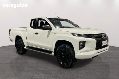 White 2021 Mitsubishi Triton Ute Tray