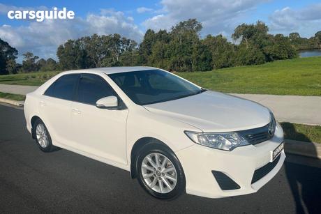 White 2012 Toyota Camry Sedan Altise
