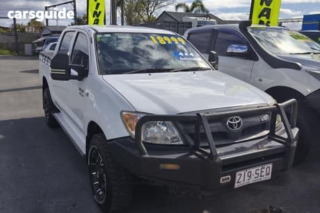 White 2008 Toyota Hilux Dual Cab Pick-up Sr (4X4)