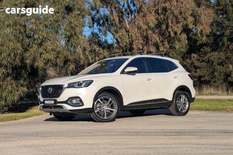 White 2022 MG HS Wagon Phev Essence