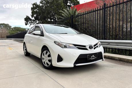 White 2013 Toyota Corolla Hatchback Ascent