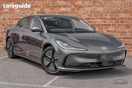 Grey 2026 MG Im5 Hatch PREMIUM R