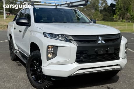 White 2021 Mitsubishi Triton Double Cab Pick Up Glx (4X4)