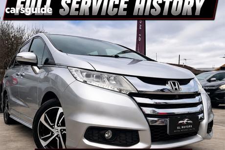 Silver 2015 Honda Odyssey Wagon Vti-L