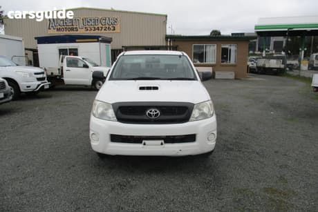 White 2009 Toyota Hilux Cab Chassis Sr