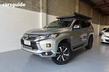 Silver 2018 Mitsubishi Pajero Sport Wagon Exceed (4X4) 7 Seat