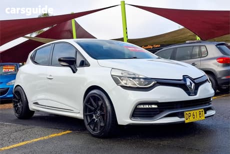 White 2014 Renault Clio Hatchback Rs 200 Sport