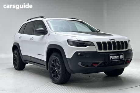 White 2020 Jeep Cherokee Wagon Trailhawk (4X4)
