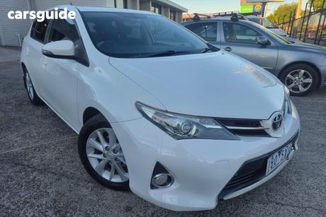 White 2014 Toyota Corolla Hatchback Ascent Sport