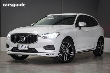 White 2018 Volvo XC60 Wagon D4 Momentum