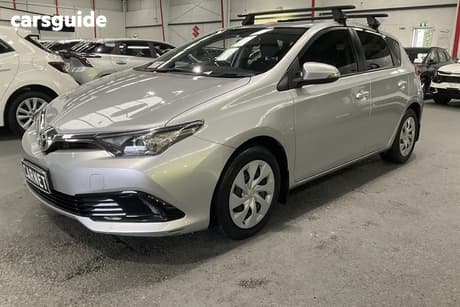 Silver 2016 Toyota Corolla Hatchback Ascent