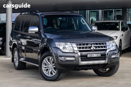 Grey 2018 Mitsubishi Pajero Wagon Glx Lwb (4X4)