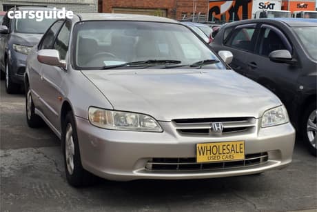 Gold 2000 Honda Accord Sedan Vti-L Sport