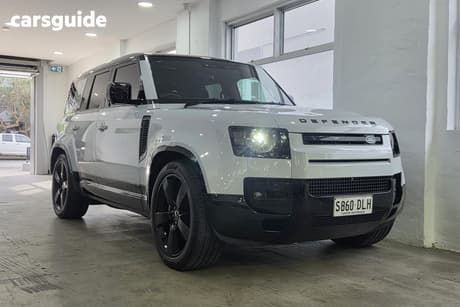 White 2022 Land Rover Defender Wagon 110 P525 V8 (386Kw)