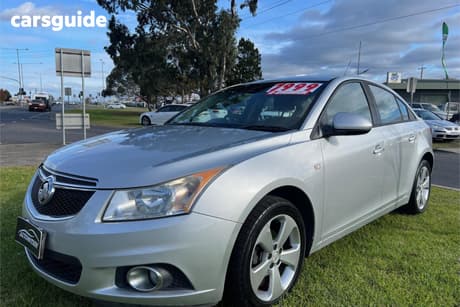 Silver 2014 Holden Cruze Sedan Equipe