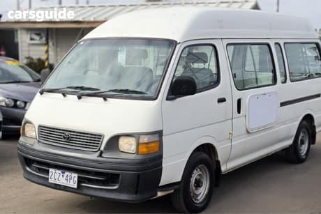White 1999 Toyota HiAce Bus Commuter