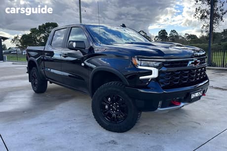 Black 2025 Chevrolet Silverado Crew Cab Pickup 1500 Zr2