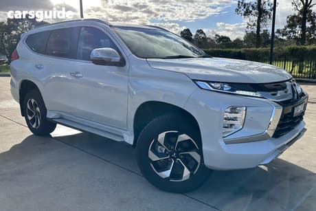 White 2025 Mitsubishi Pajero Sport Wagon Exceed (4Wd) 7 Seat