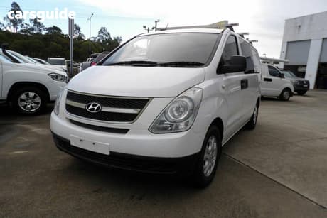 White 2013 Hyundai Iload Van