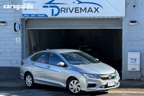 Silver 2017 Honda City Sedan Vti