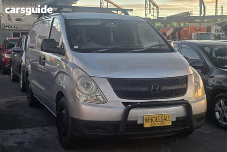 Silver 2009 Hyundai Iload Van