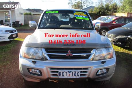 Silver 2001 Mitsubishi Pajero Wagon Gls Lwb (4X4)