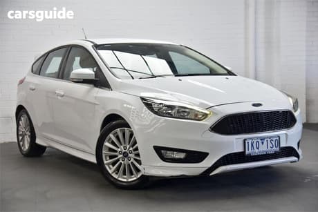 White 2017 Ford Focus Hatchback Sport