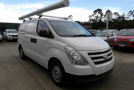 White 2016 Hyundai Iload Van