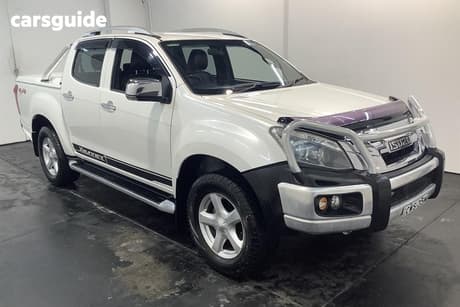 White 2015 Isuzu D-MAX Crew Cab Utility Ls-Terrain Hi-Ride (4X4)