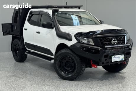 White 2022 Nissan Navara Dual Cab Pick-up Sl (4X4)