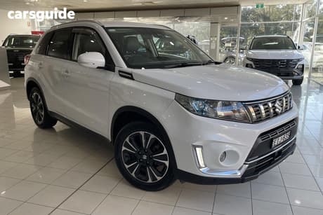 White 2019 Suzuki Vitara Wagon Turbo