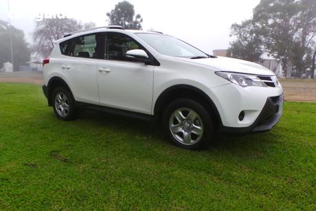 White 2015 Toyota RAV4 Wagon Gx (2Wd)