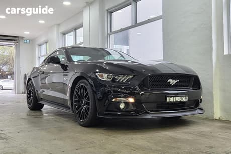 Black 2017 Ford Mustang Coupe Fastback Gt 5.0 V8