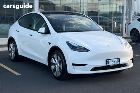 White 2023 Tesla Model Y Wagon Rear-Wheel Drive