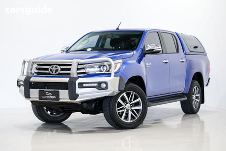 Blue 2015 Toyota Hilux Dual Cab Pick-up Sr5 (4X4)