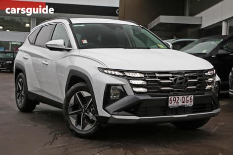 White 2026 Hyundai Tucson Wagon Elite (Fwd)